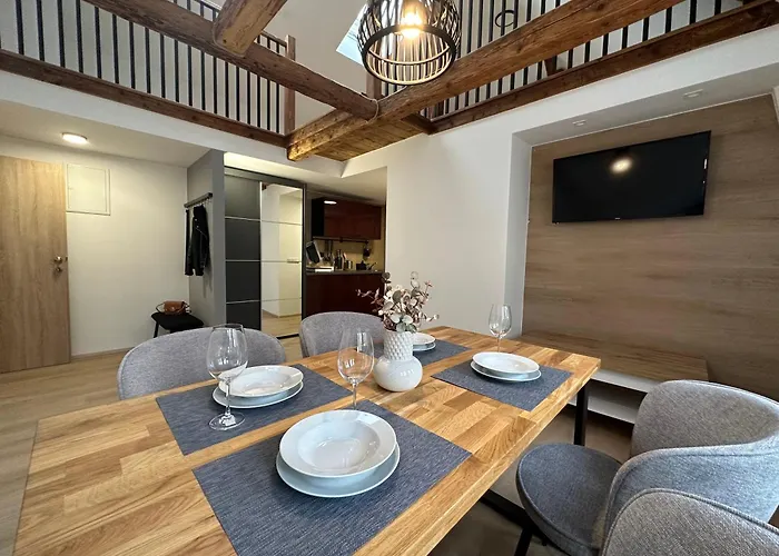 Lady Apartments